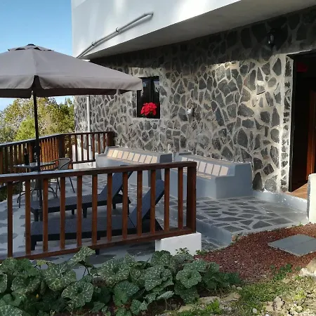 La Campana De Arriba Apartmán *